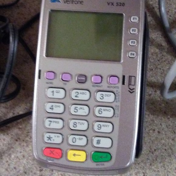 VeriFone VX520 Credit Card Machine - Picture 3 of 4
